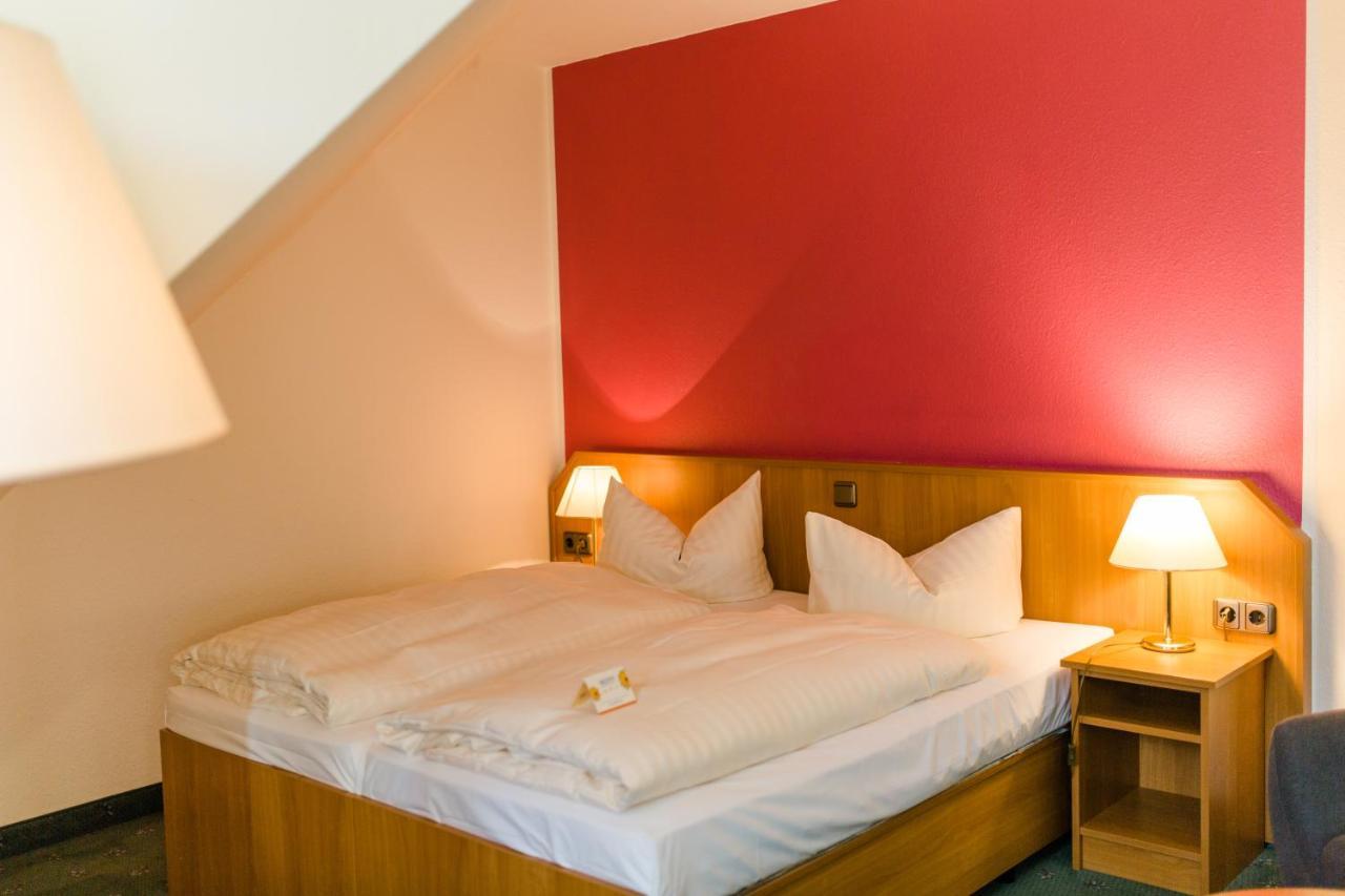 Akzent Hotel Zur Gruenen Eiche Bispingen Exterior foto