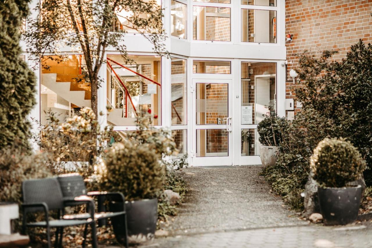 Akzent Hotel Zur Gruenen Eiche Bispingen Exterior foto